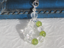 【天使の羽】ストラップ　『ペリドット』