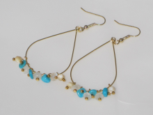 （ネット限定）ターコイズ＆マザーオブパール＆ムーンストーンピアス